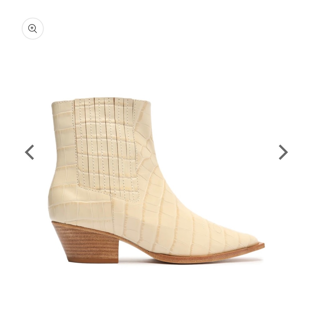 Schutz Briani Boot in eggshell -NWT